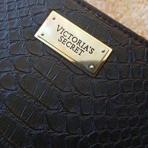 Victoria's secret purse
